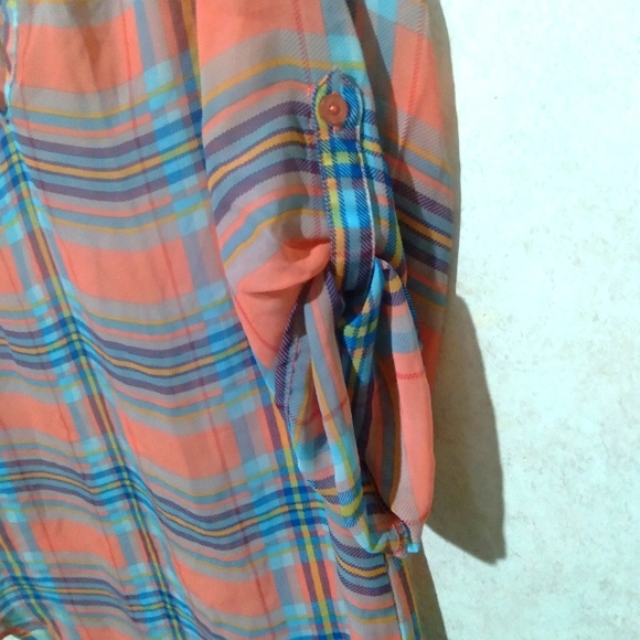 Wishful Park size medium adjustable sleeves semi sheer pop over top - Picture 6 of 6